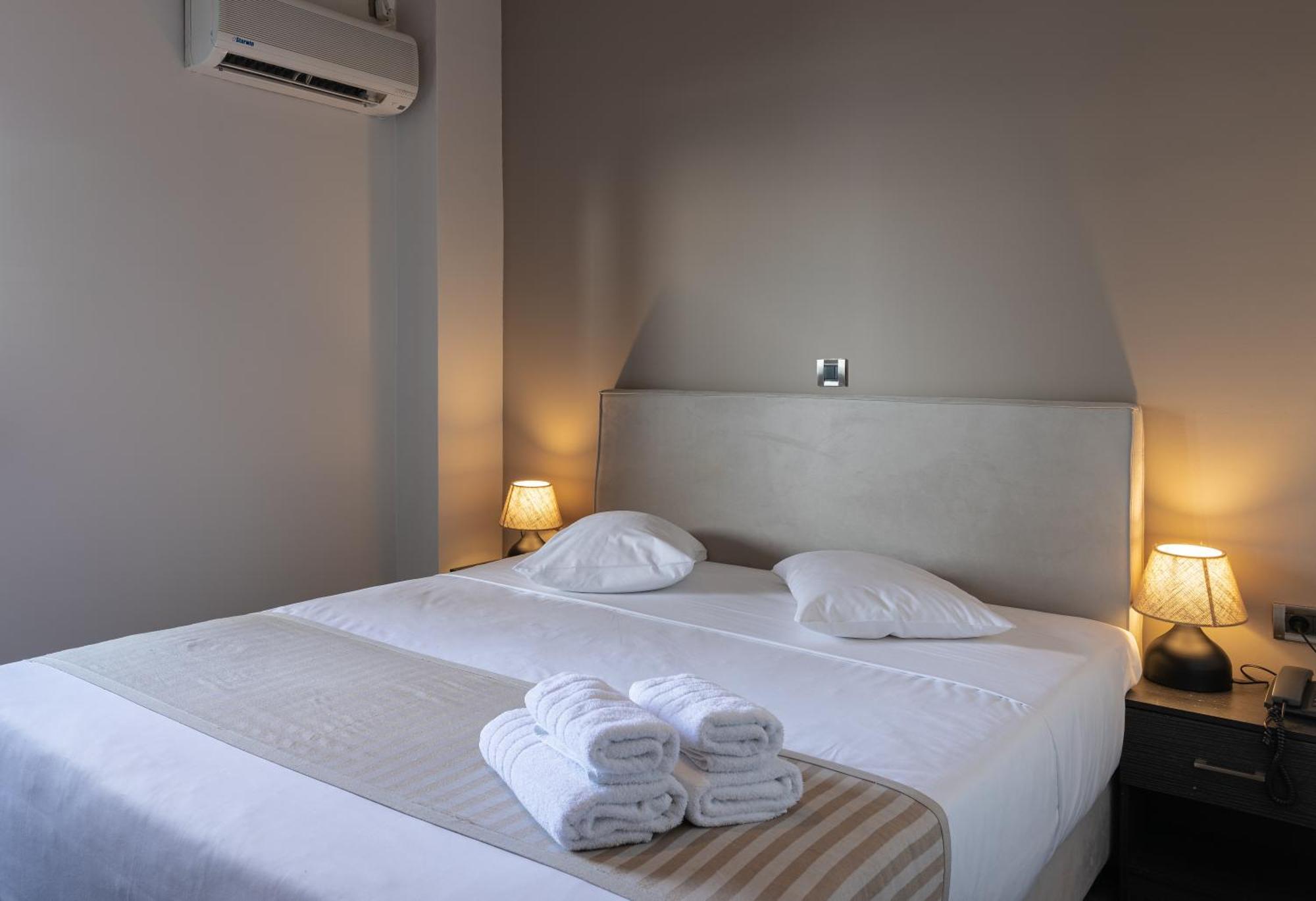 Plaza Hotel Loutraki  Eksteriør bilde